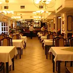 Hotel Polus
