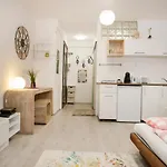 Hanna Studio Is In The Heart Of Pest Broadway