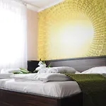 Green Hotel Budapest
