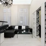 The Fashion Street Apartments
