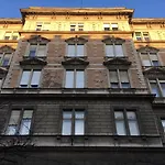 Luxus Design Elisabeth Apartment In The Center