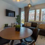 Standard Apartment By Hi5 - Madach