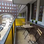 Standard Apartment By Hi5 - Madach