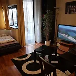 Riverside Apartman