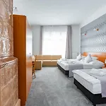 Budapest Griffin Guest House