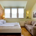 Roland Apartments