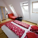 Bell Hostel And Guesthouse