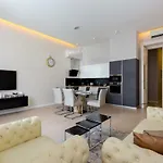 Grand Designer Dream Home In The Center W 3Br/3Bath