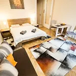 Bpr Orange Dream Apartment