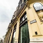 Budapest Art Nouveau Apartment
