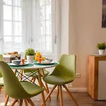 Christine Apartment Close To The Buda Castle