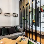 Bpr Emerald City Apartment
