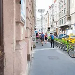 Wess11 Budapest Downtown