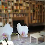 Mamini\'S Apartment