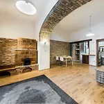 French Touch Apartment With Free Parking