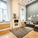 Szerzodesbontas - Industrial Fantasy Apartment