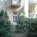 Lily Apartman