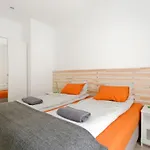 Modern Four Bedroom Apartment In Palace District