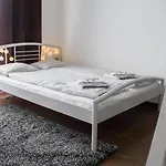 Liliom Apartman