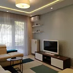 Luna Apartment