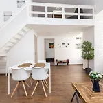 B17 Bajcsy Apartment