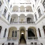St. King 1 By Hi5 Apartments
