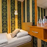 Onriver Hotels - Grand Jules