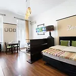 Art Dream Apartment