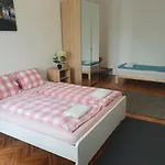 Bazilika 3 Rooms Flat