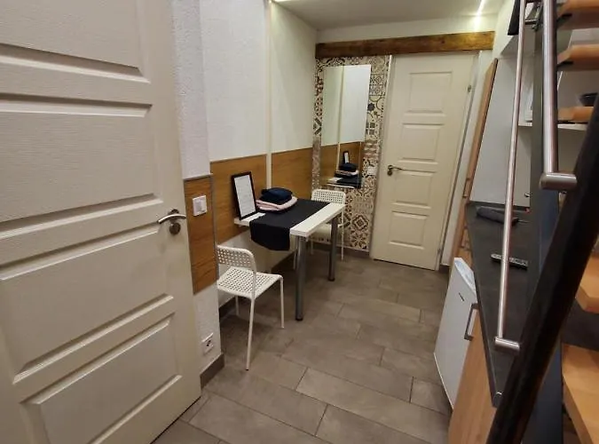 Economy Rooms And Apartments