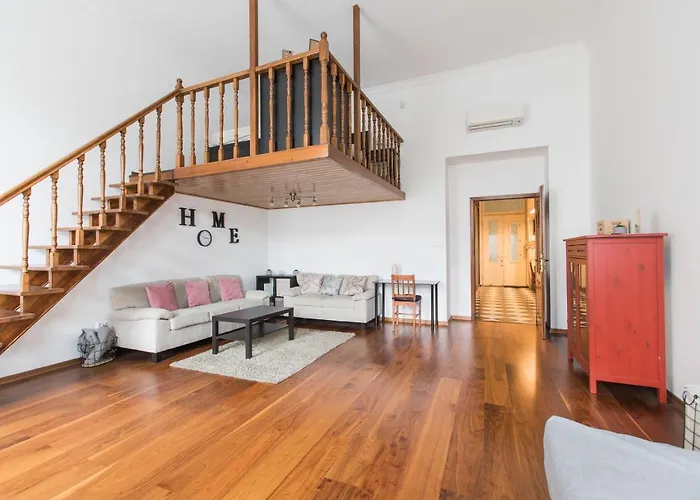 Grand Boulvard Apartment