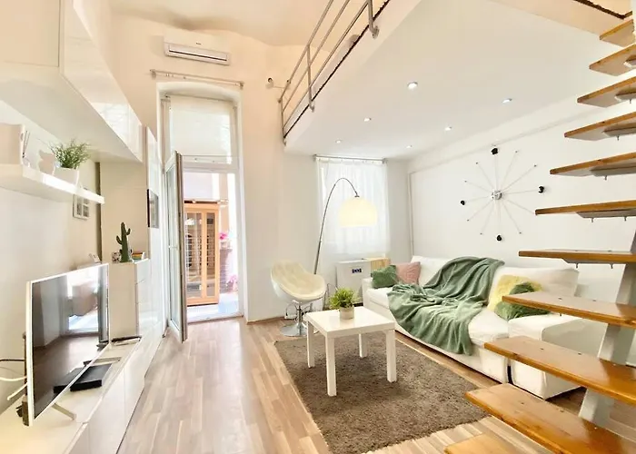 Stay Cool! Apartment With Sauna And Private Garden