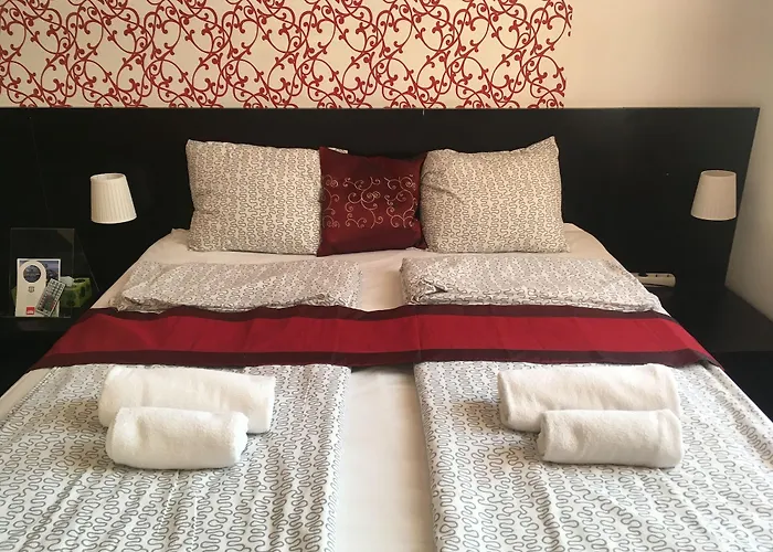 Europa Centerpoint Guesthouse