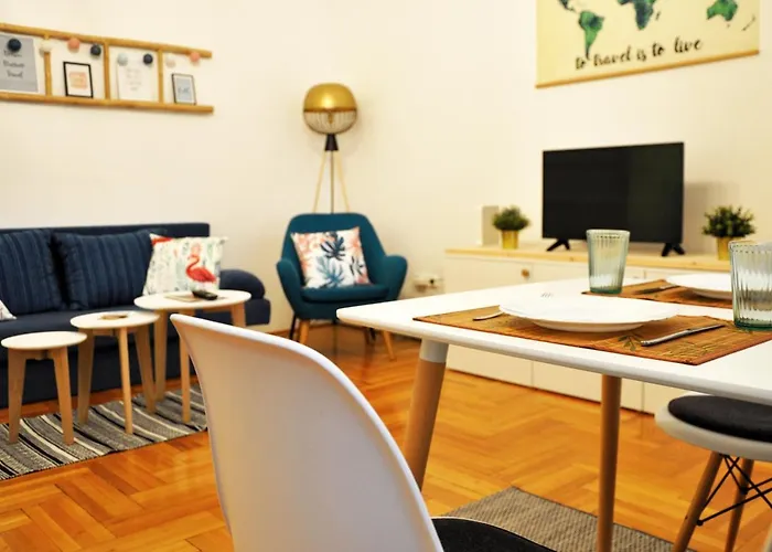 Cozy Design Home - Near Keleti & Citypark