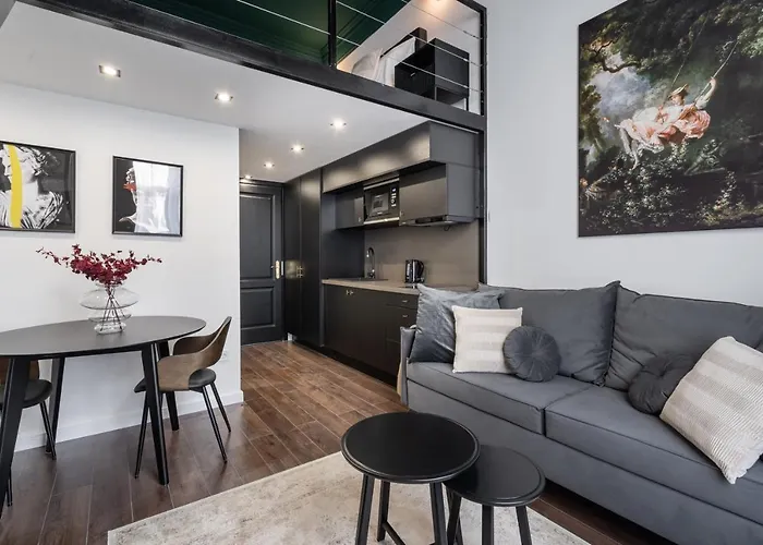 E41 - Trendy Boutique Apartments - Prime Spot By Bqa