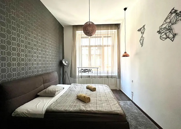 Wonderful Design Apartment In The City Centre
