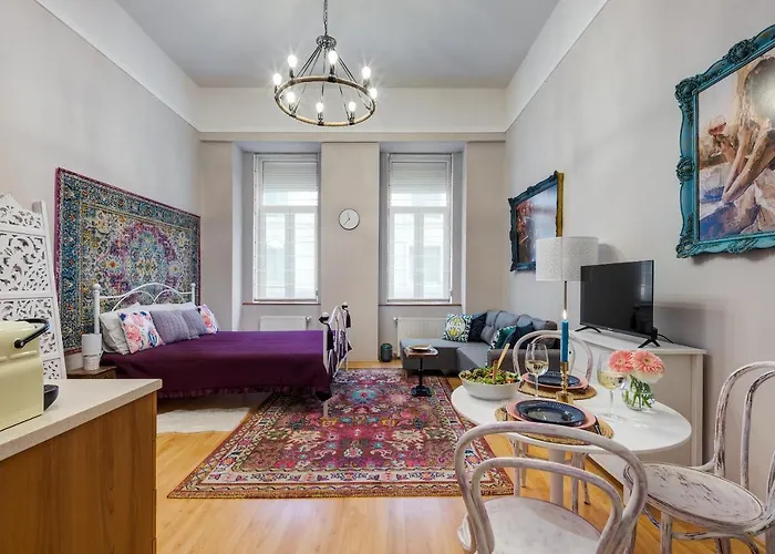 Bohemian Studio In The City Centre