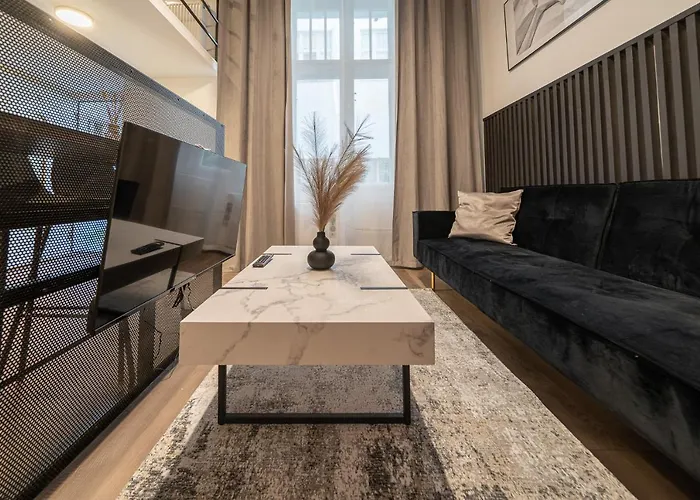 D37 - Dohany Street Urban Suite - Best Location By Bqa