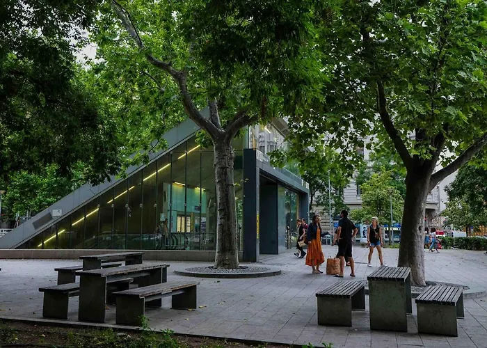 Greenlight Gallery By Newave Apartments