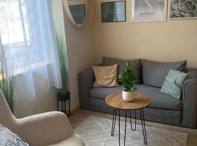 R74 - Your Home In Budapest