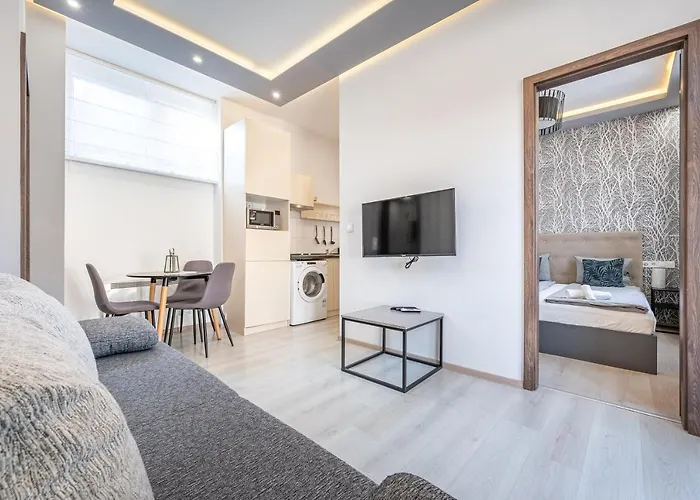Fogas 1Bedroom Apartment In Heart Of City