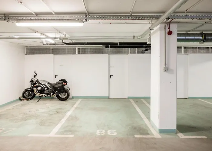 Modern Riverside Studio With Free Parking