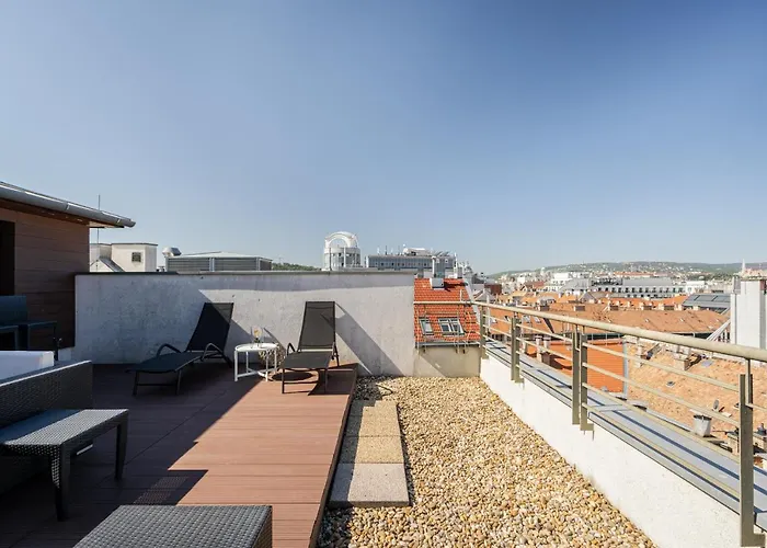 Panoramic Penthouse With Rooftop Terrace & Parking For 2 Cars