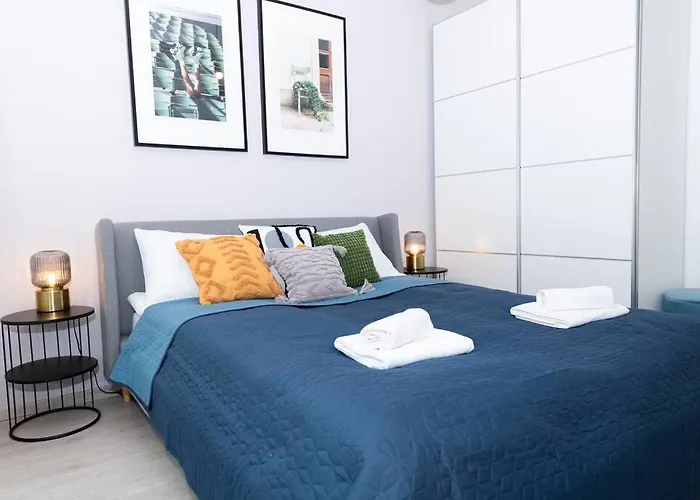Chic206 Retreat: Modern 1Br Gem With Balcony By Nw