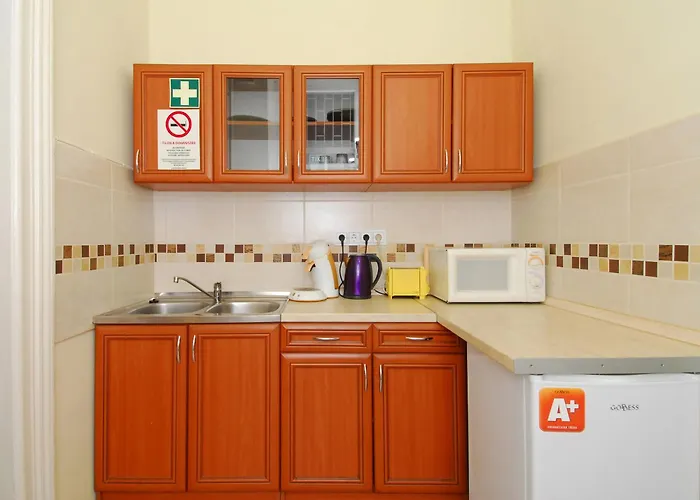 Mandy Apartments