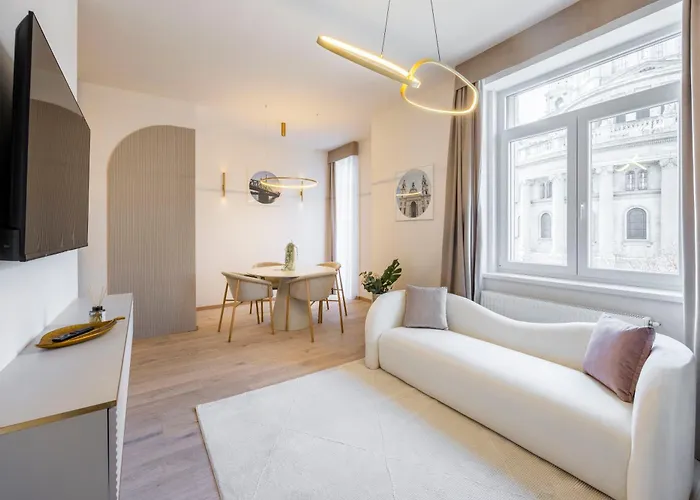 Luxurious Central Apartment W/ A Stunning View To The Basilica
