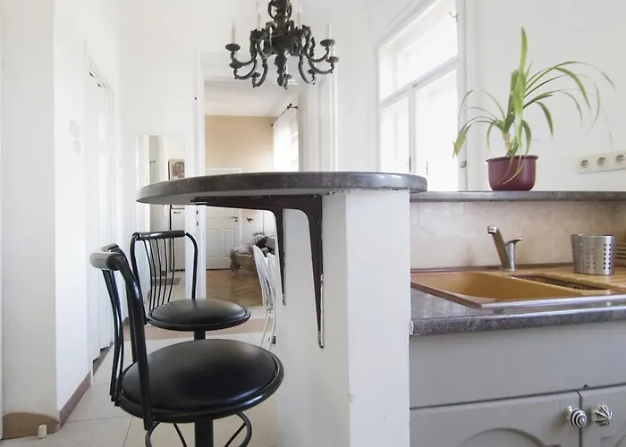 Elizabeth Apartman
