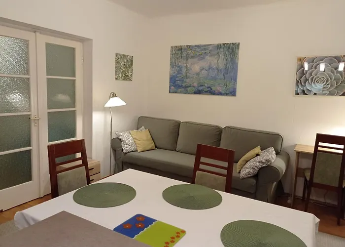 Zsuzsa Apartman