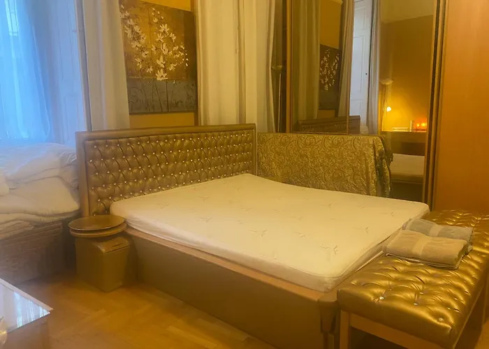 Westend Guest Room