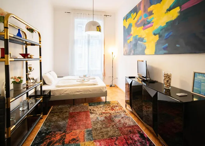 Stylish Studio Apartment In The Heart Of Budapest